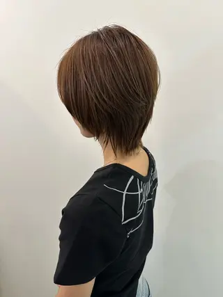 ショート カラー レイヤー/ナチュラル 💐nao.のヘアスタイル