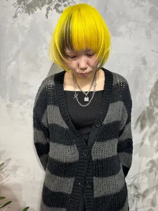 ショート カラー 横浜ブリーチムラ直し ハイトーン/ブリーチのヘアスタイル
