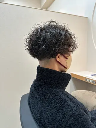 ショート パーマ LAULEA Renのヘアスタイル