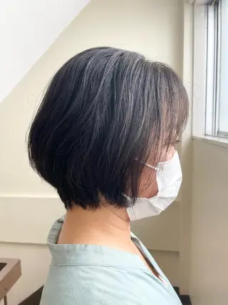 ショート 西宮ハイトーンカラー ひらり💜のヘアスタイル