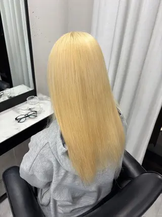 セミロング カラー ブリーチ/エクステ モデル募集中🖤のヘアスタイル