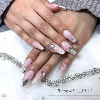 ネイル VIAS 〜EYE&NAIL〜のマツエク・マツパデザイン