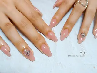 ネイル YUMI NAGAI のネイルデザイン
