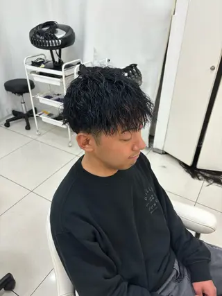 ショート カラー パーマ メンズ keany錦糸町 ハセベユウのヘアスタイル