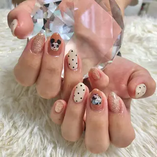 セミロング カラー ヘアアレンジ ネイル マツエク・マツパ 荒木 莉奈のネイルデザイン