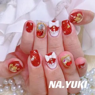 ネイル 🦋 Queenieのネイルデザイン
