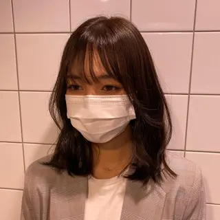 ミディアム カラー センターパート特化 井上健太のヘアスタイル