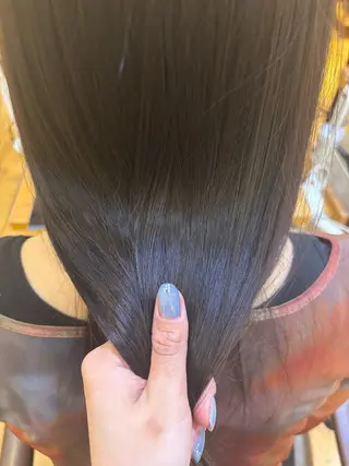 ロング カラー 長谷川 澄のヘアスタイル