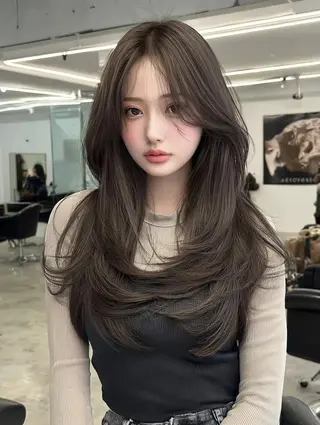 セミロング 青木 りおのヘアスタイル