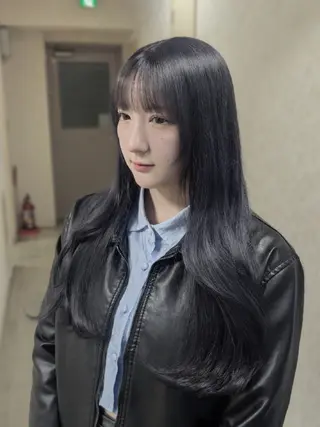 ロング 🏹MIYU¦抜け感 ×柔らかカラーのヘアスタイル
