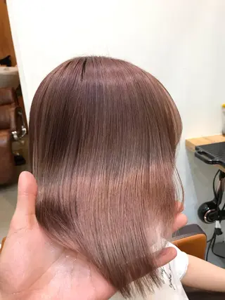 ショート カラー navile momoのヘアスタイル
