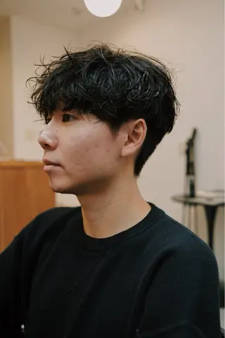 メンズ BROWN メンズヘアサロンのヘアスタイル