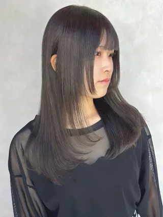 ミディアム 暗色カラー/レイヤー 🩶KAITOのヘアスタイル