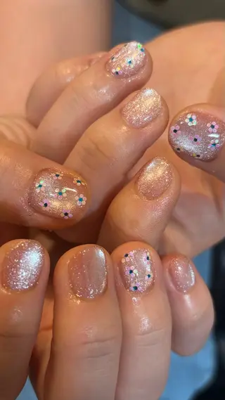 ネイル ˖ ࣪⊹GRACE モモ✩⡱のネイルデザイン