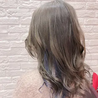 ロング 反橋 聖のヘアスタイル