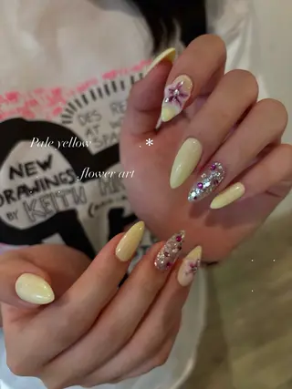 ネイル Looogネイリスト 織戸のネイルデザイン