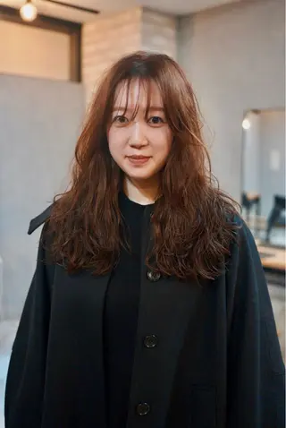 ロング パーマ Basis 田口豪司のヘアスタイル