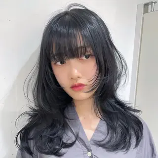 セミロング カラー XENA 表参道店のヘアスタイル