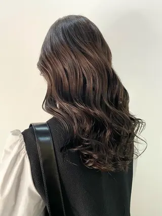 ロング カラー レイヤーカット 赤み消し　店長/大和のヘアスタイル