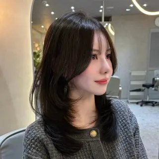ミディアム カラー RAIRA 福岡韓国ヘア‧₊˚✧のヘアスタイル