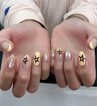 ネイル Genie Mika Nailsのネイルデザイン