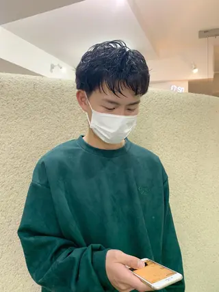ショート パーマ メンズ 角戸 りおのヘアスタイル