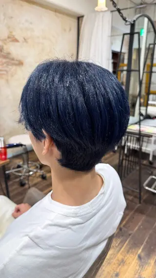 カラー 菰田 愛輝のヘアスタイル