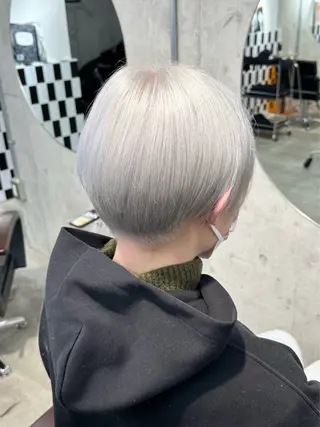 ショート 🤍ムラ修正ブリーチ 🤍原宿/YUUのヘアスタイル