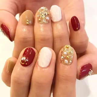 ネイル 板垣 綾乃のネイルデザイン