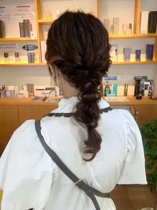 セミロング アトリエニューヨーク 三ノ輪店のヘアスタイル