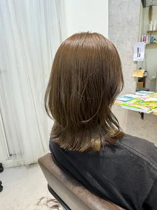 ミディアム カラー 似合う髪型が 分からない方へのヘアスタイル