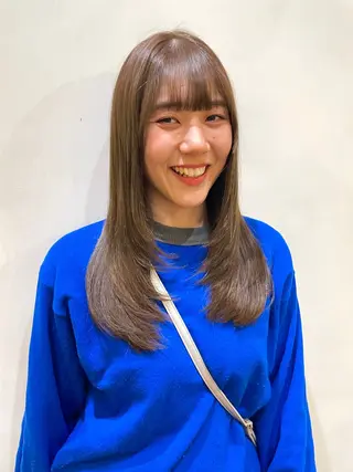 ロング 横田 愛梨のヘアスタイル