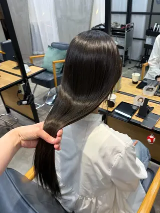 セミロング アニメオタク美容師/ miharuのヘアスタイル