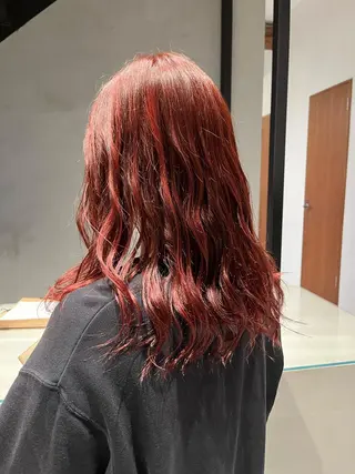 ロング カラー 林 美優のヘアスタイル