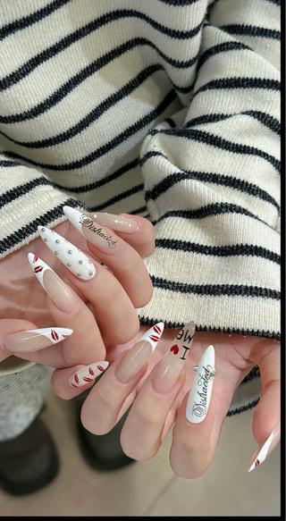 ネイル Mina Aurea Nailのネイルデザイン