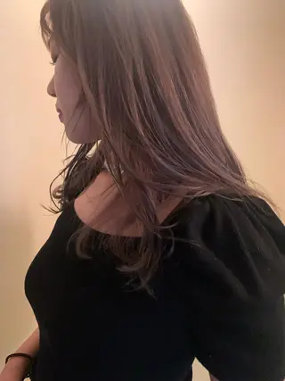 セミロング カラー ヘアアレンジ 本間 結衣のヘアスタイル