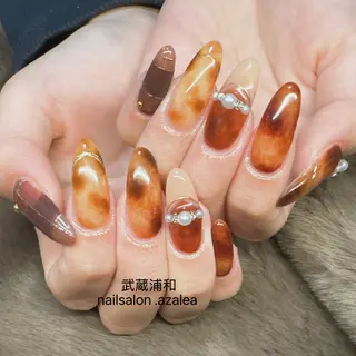 ネイル R inのネイルデザイン