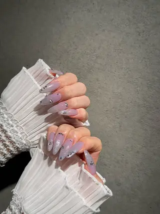 ネイル I-nailロング /ワンホン/キラキラのネイルデザイン
