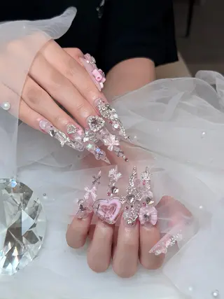 ネイル Julli ジュリのネイルデザイン