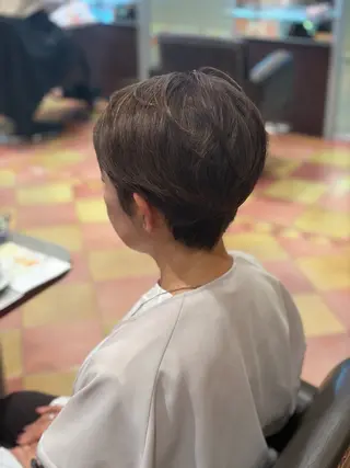 ショート 長谷川 賢治のヘアスタイル
