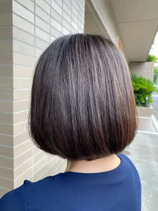 ミディアム 冨士 美織のヘアスタイル