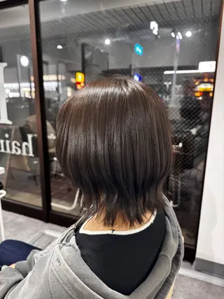 ミディアム 月館 怜奈のヘアスタイル