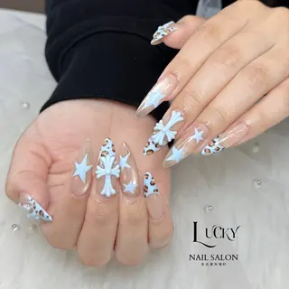 ネイル Lucky Nail Salonのネイルデザイン