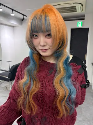 ロング カラー ヘアアレンジ 🌈【🎀ヘアデザイ ナー🎀】✨ノン✨のヘアスタイル