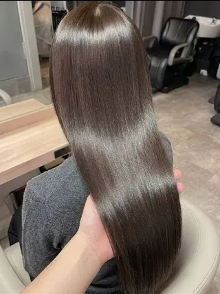 ロング ベージュ*Spica 【ミルクティー】のヘアスタイル