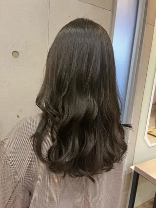 ミディアム おせ ちさとのヘアスタイル