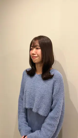 カラー 山本 彩香のヘアスタイル