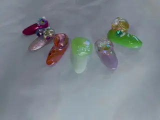 ネイル Spiky とうげ ふうかのネイルデザイン