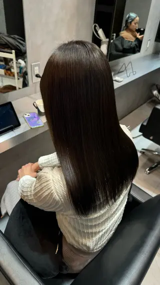ロング 坂谷 BUCKS/縮毛矯正のヘアスタイル