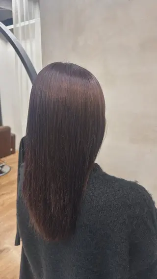 カラー 岡田 望夢のヘアスタイル